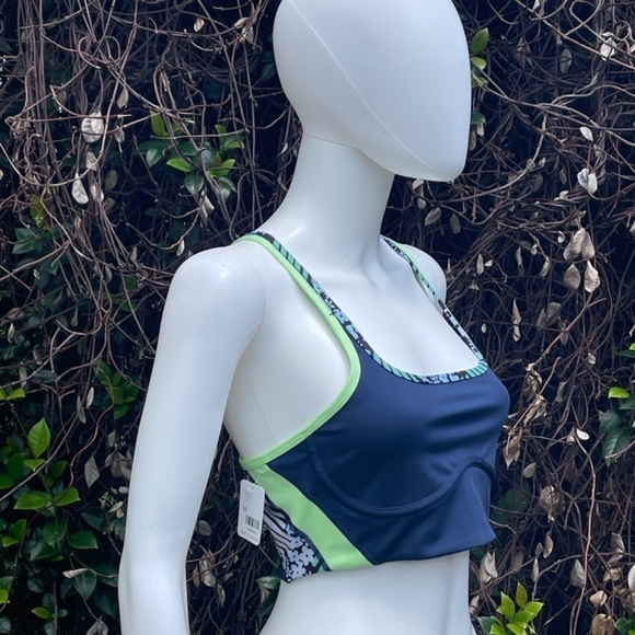NWT Free People Run Remix Navy Blue Bralette Size Medium - Picture 2 of 8